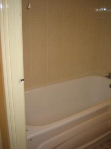 63 Limeslade Bathroom (3)