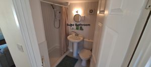 Saved Advert Suite Bathroom (1)